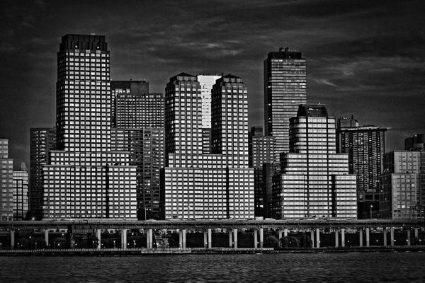 New-York-sunset-black-white